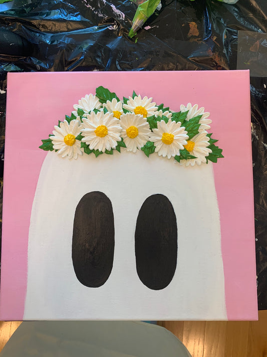 Daisy Crown Ghost